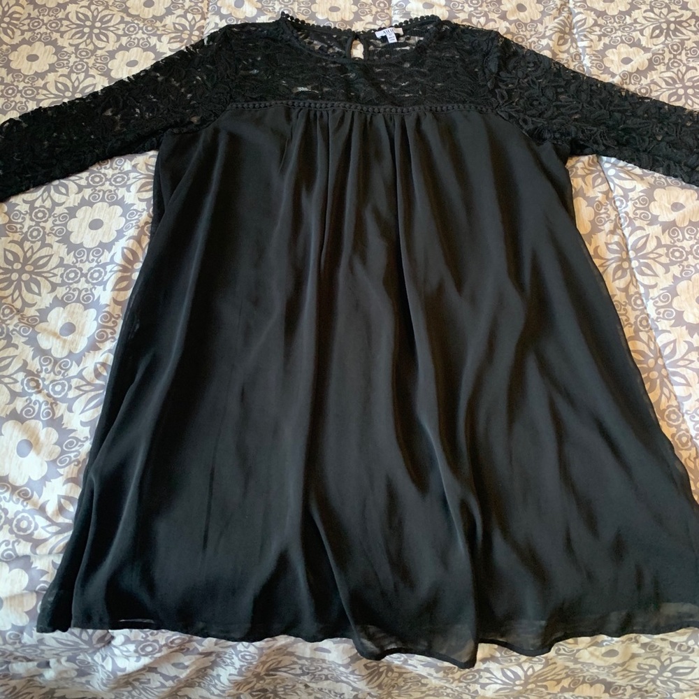 Plus size, black lace short sleeve dress